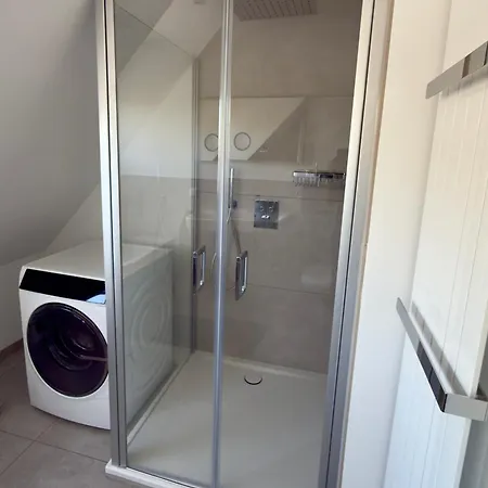 Residenz 5 *